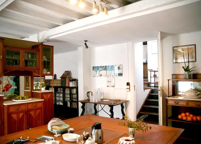 Emblematico Casa Casilda Hotel 3*